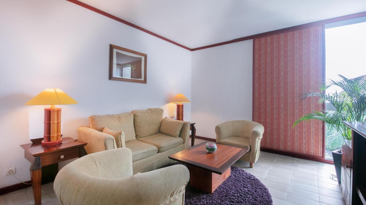 Douala Rabingha Hotel Εξωτερικό φωτογραφία
