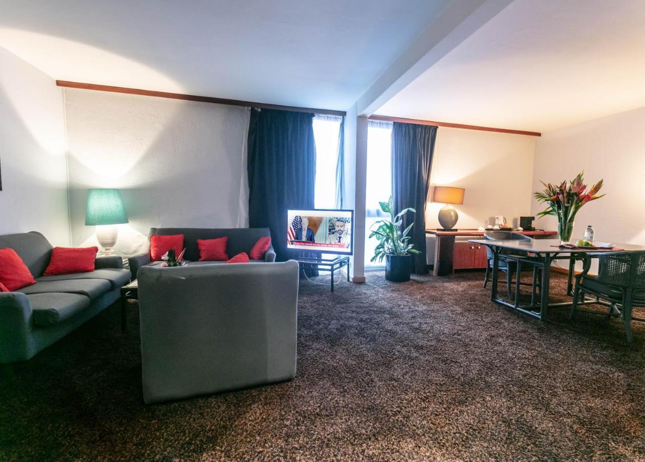 Douala Rabingha Hotel Εξωτερικό φωτογραφία