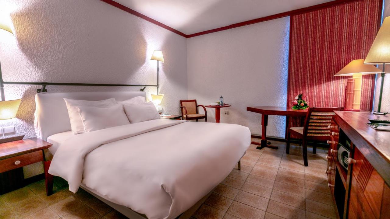 Douala Rabingha Hotel Εξωτερικό φωτογραφία