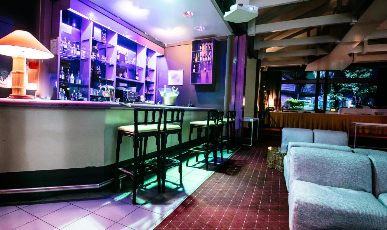 Douala Rabingha Hotel Εξωτερικό φωτογραφία